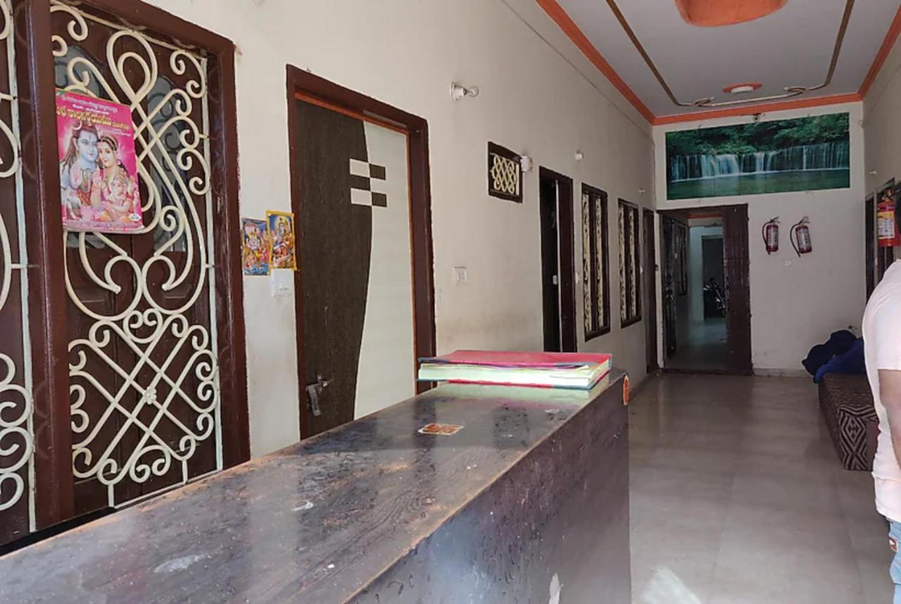 Goroomgo New Ashiyana Palace Varanasi Exterior foto