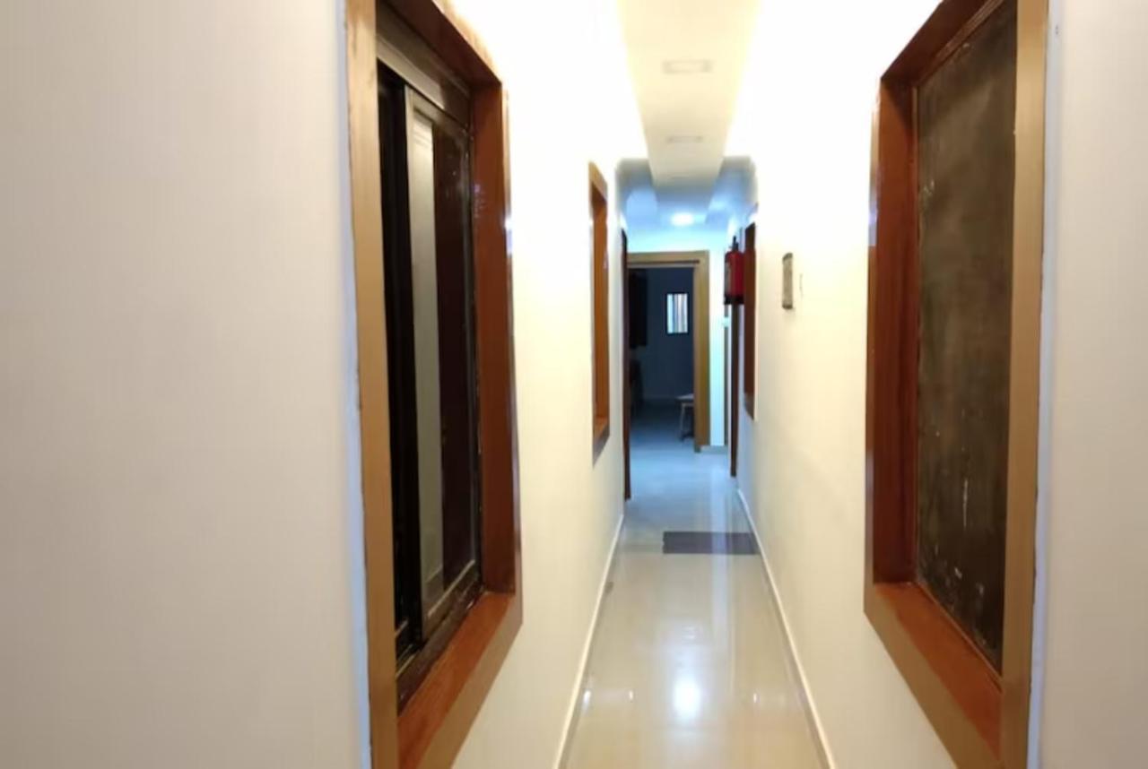 Goroomgo New Ashiyana Palace Varanasi Exterior foto