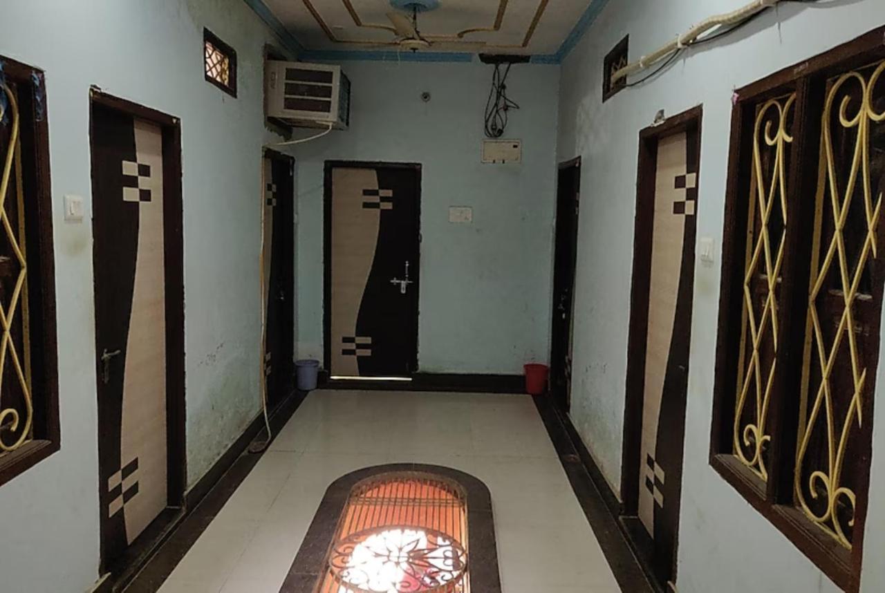 Goroomgo New Ashiyana Palace Varanasi Exterior foto